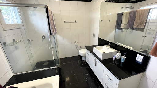 Casa de Condomínio no Country com 4 dormitórios - Foto 15