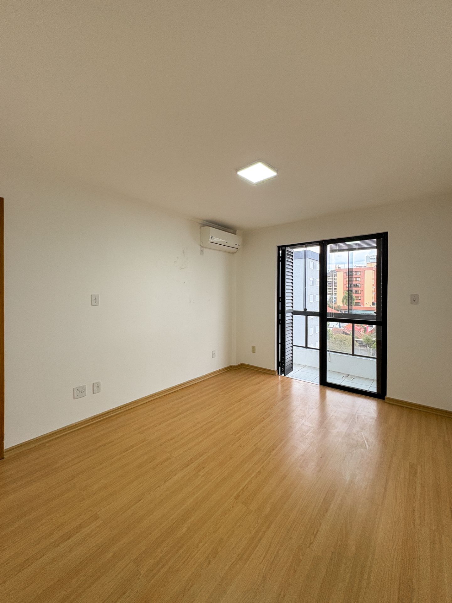 Apartamento no Centro com 3 dormitórios - Foto 22