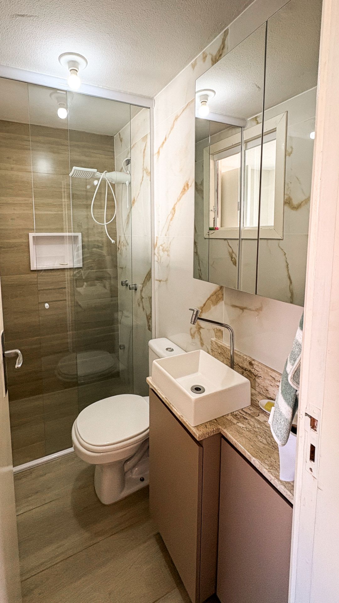 Apartamento no Edifício Tirol com 2 dormitórios, sendo 1 suíte - Foto 17