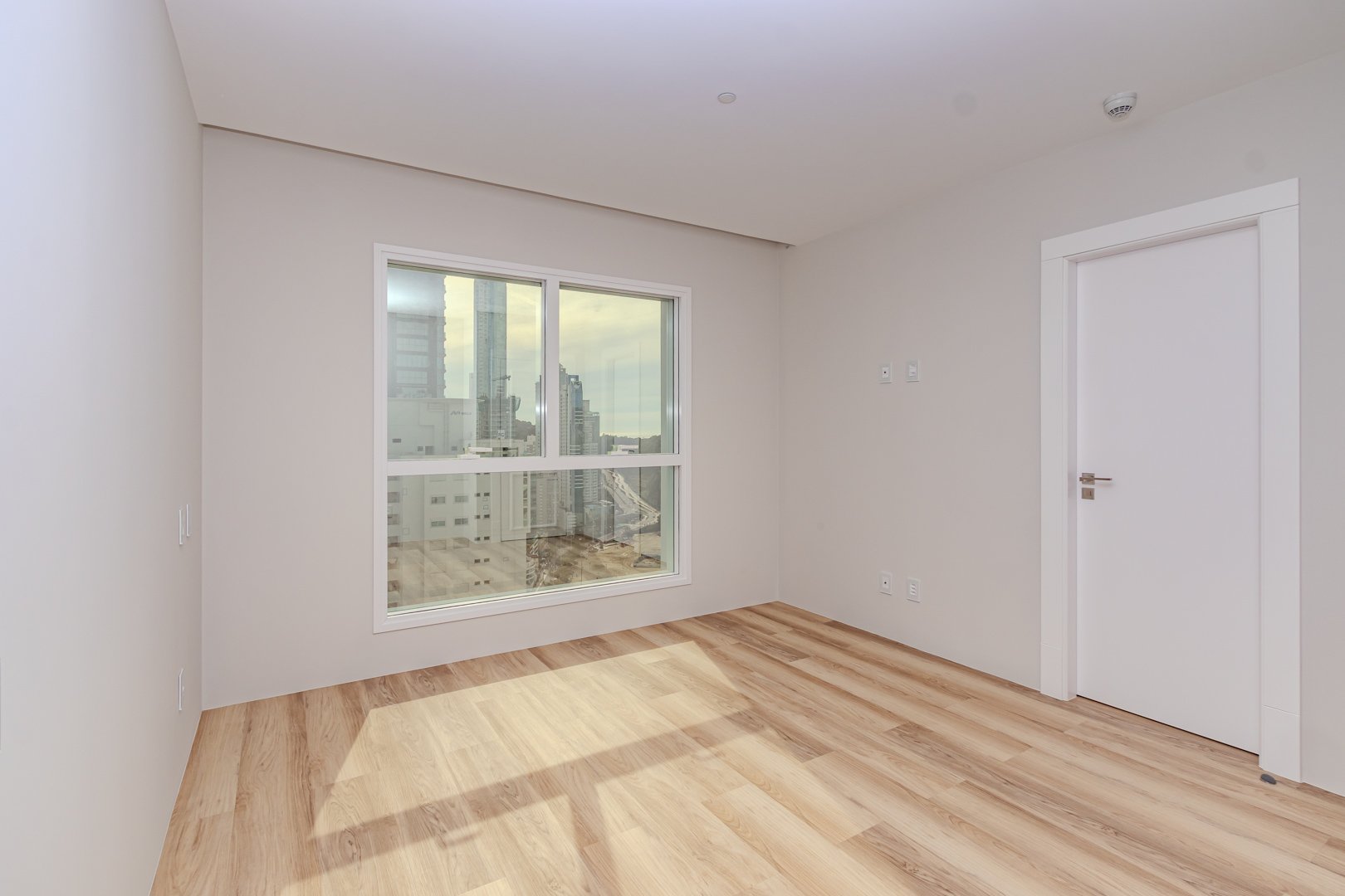 Apartamento Frente Mar no Edifício Boreal Tower à venda em Balneário Camboriú — foto 12