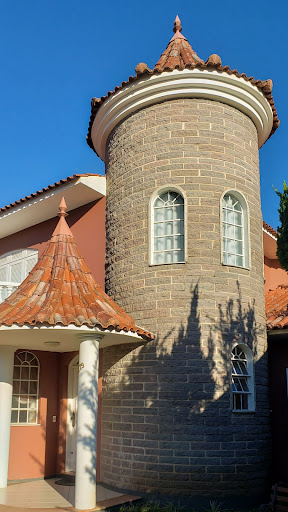 Casa no Universitário com 4 dormitórios e amplo pátio - Foto 4