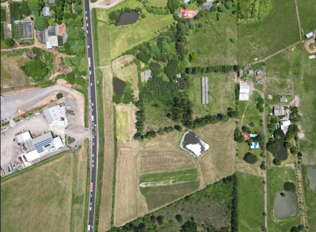 Área de Terras Com Frente Para Br 471