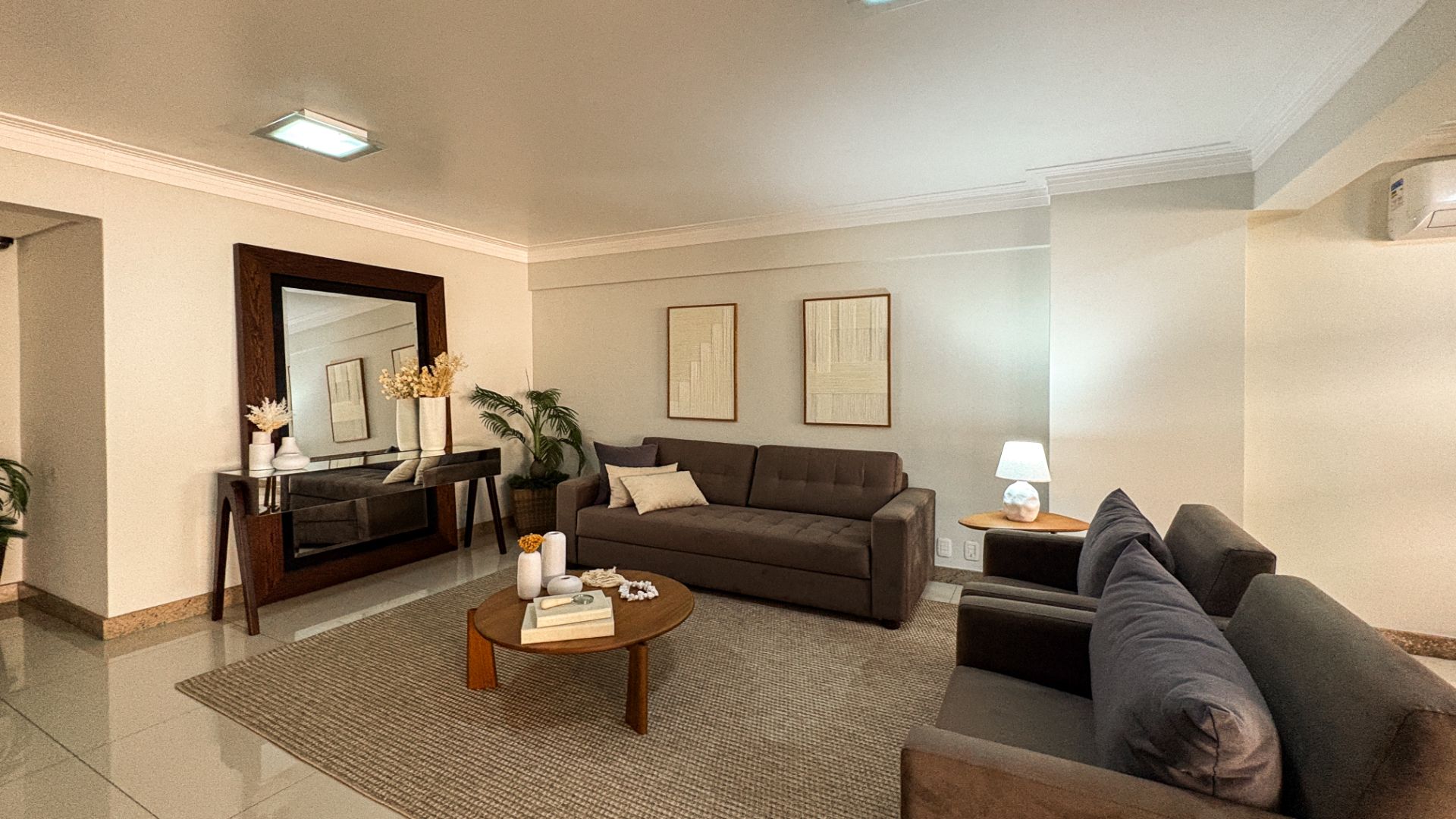 Apartamento no Centro com 3 dormitórios e sacada - Foto 29