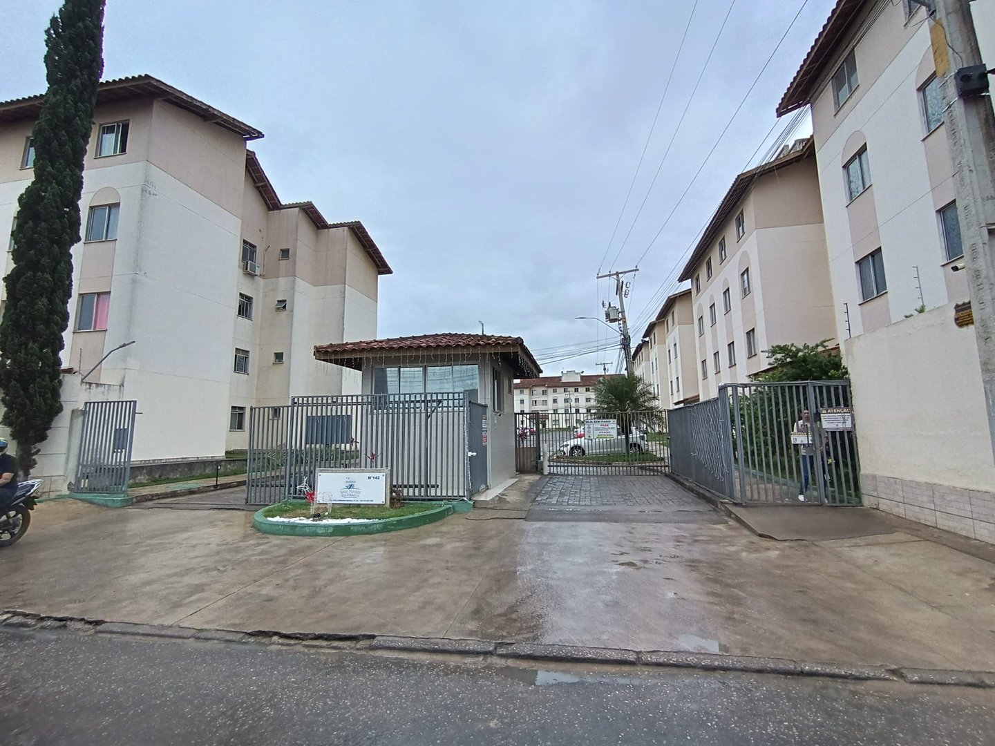 Apto de 2/4  para locação - Bairro Felícia