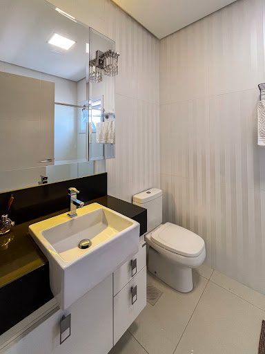 Casa no Goiás com 3 dormitórios, closet e piscina - Foto 18