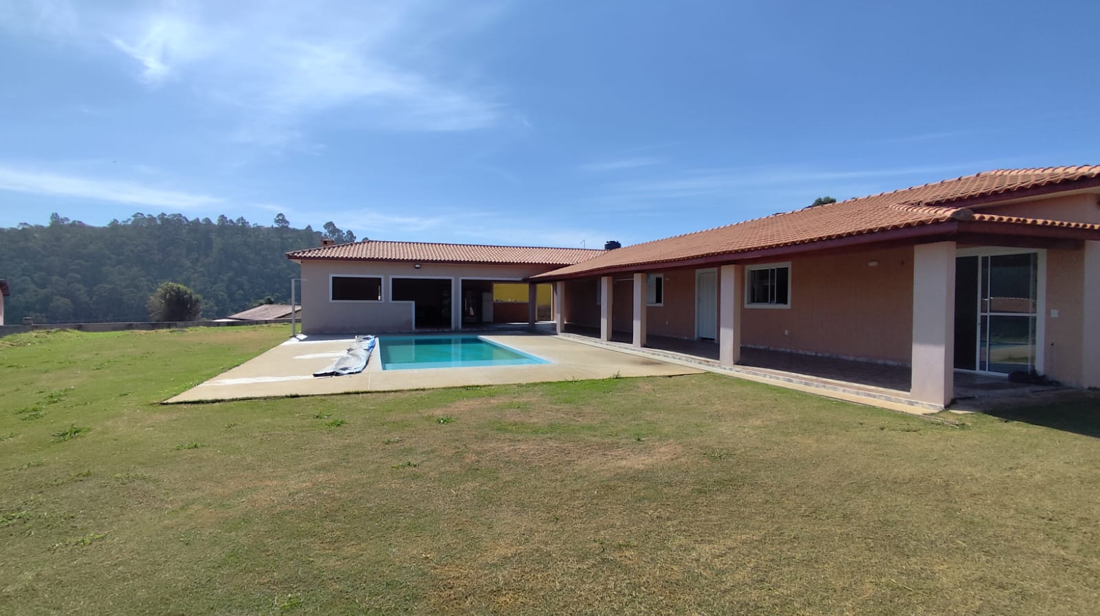 Chácara em Condomínio com 3 dorms, Dona Catarina, Mairinque - R$ 750 mil, Cod: CO-1137