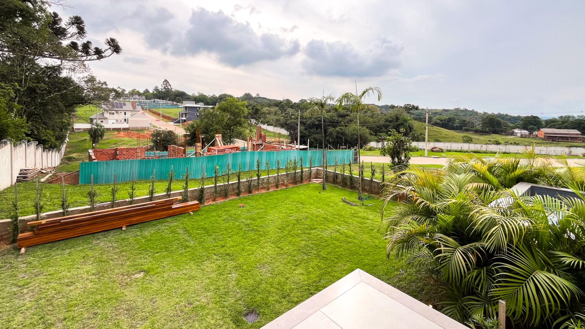 Casa em Condomínio no Country com 4 suítes e piscina - Foto 13
