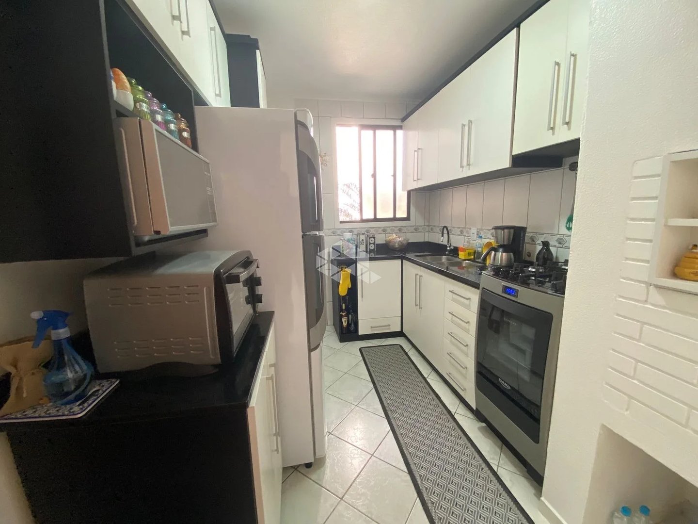 Apartamento com 2 quartos, 2 vagas e 75.92m² - Foto 4