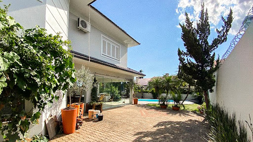 Casa no Santo Inácio com 3 dormitórios e pátio com piscina - Foto 34