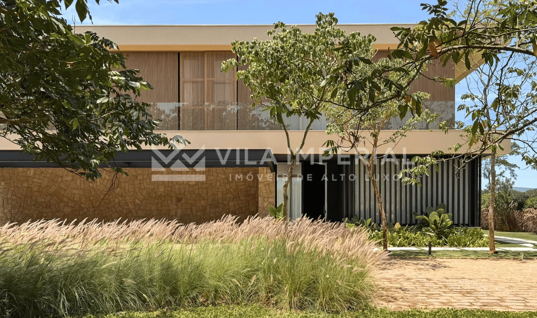 CASA - FBV03742