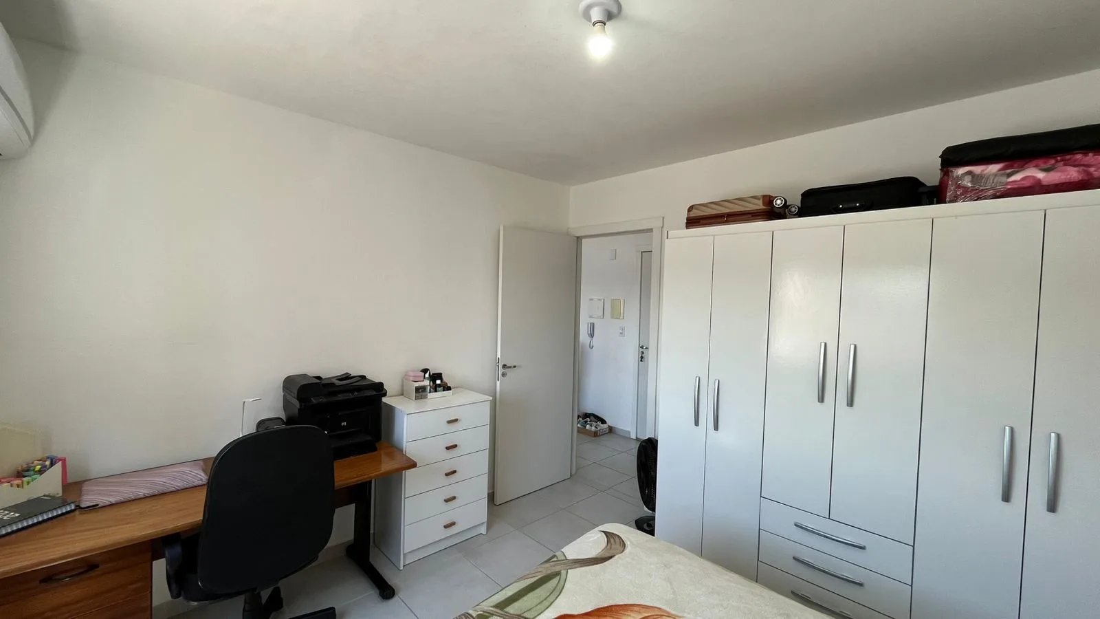 Apartamento com 1 dormitório e 1 box - Foto 9