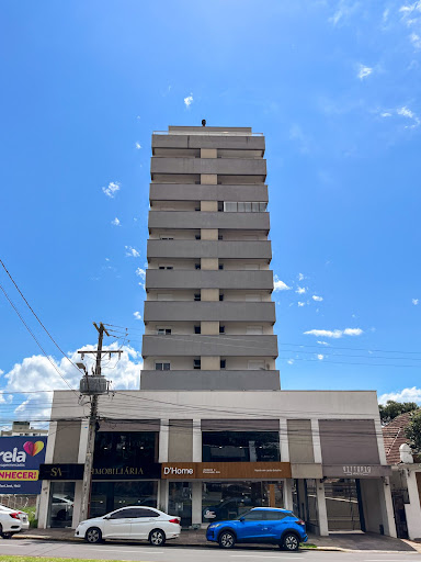 Apartamento no Centro com 2 dormitórios, suíte e sacada - Foto 3