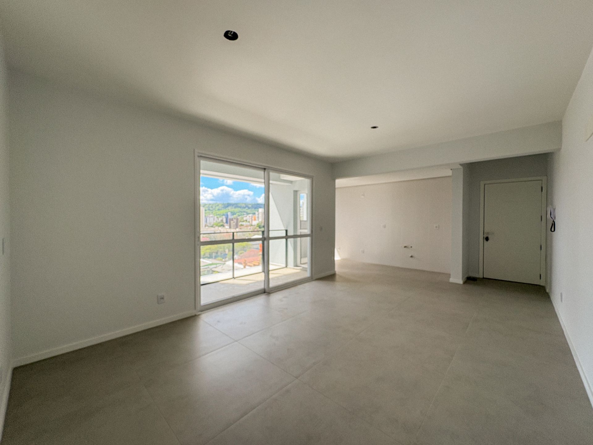 Apartamento no Edifício Gaudí com 2 dormitórios, 1 suíte - Foto 3