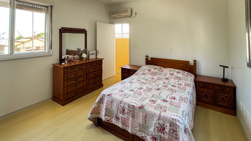 Casa no Higienópolis com 3 dormitórios e amplo pátio - Foto 24