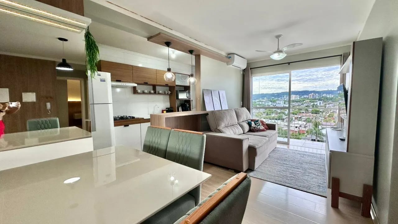 Apartamento Impecável e sacada com vista livre - Foto 6