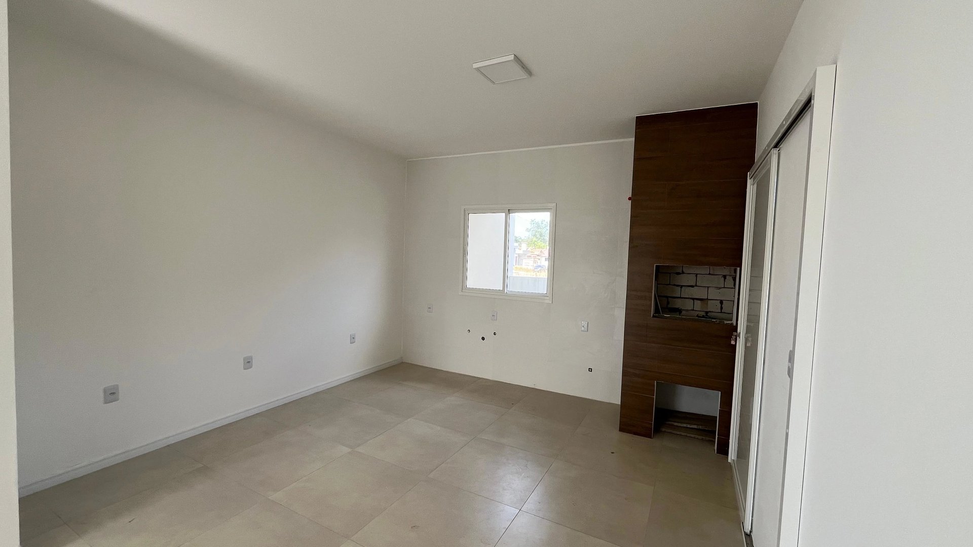 Casa com 3 dormitórios, 1 suíte e 2 vagas de garagem - Foto 9