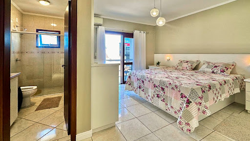 Casa no Goiás com 3 dormitórios e piscina - Foto 10