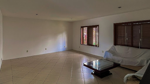 Casa de esquina no Centro com 3 dormitórios e piscina - Foto 12