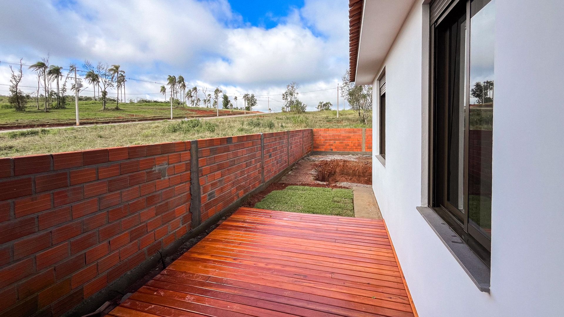 Casa no Jardim das Flores com 3 dormitórios,Suíte e Piscina. - Foto 13