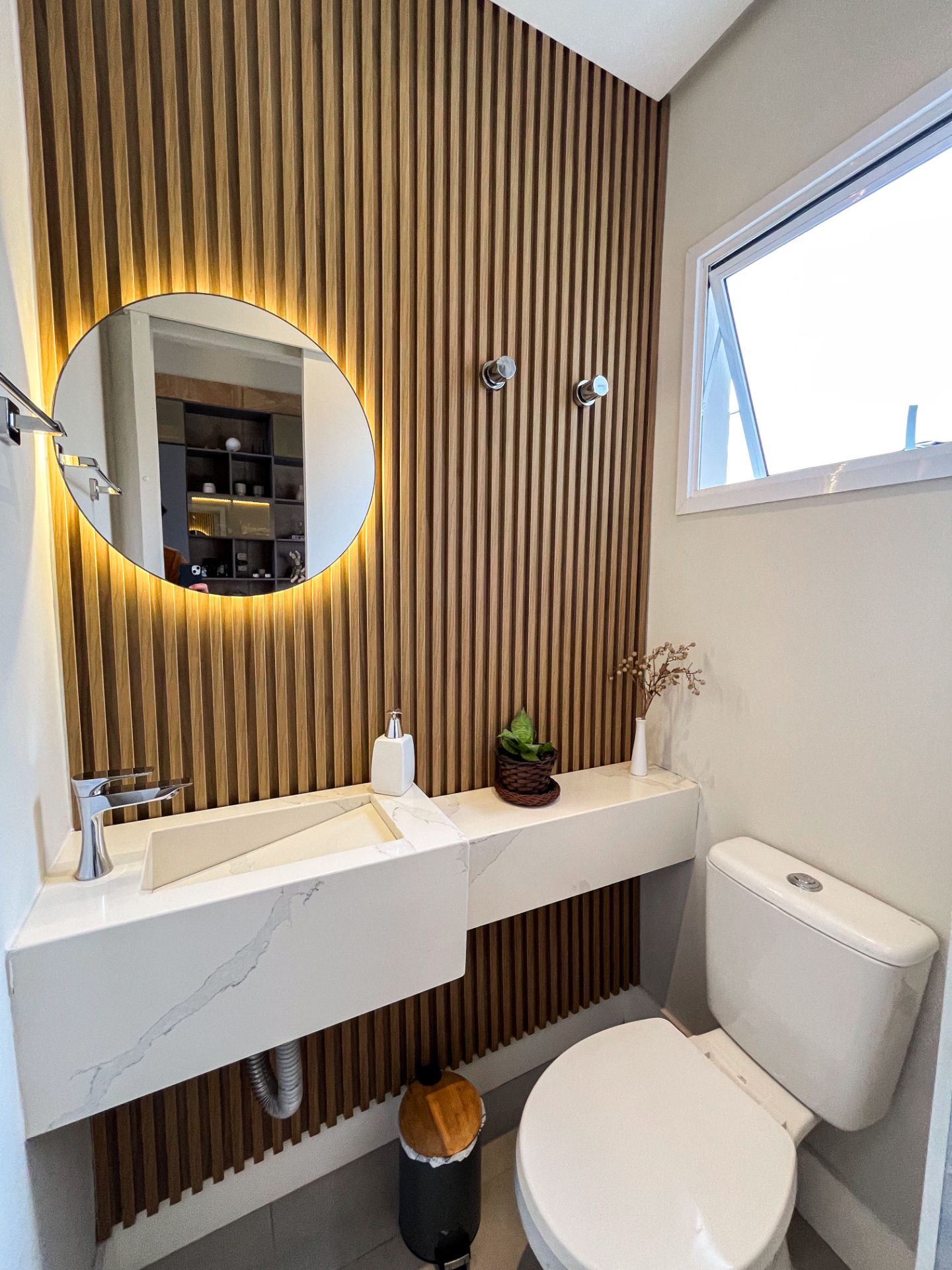 Casa no Santo Inácio com 4 dormitórios, 3 Suítes e Piscina - Foto 8