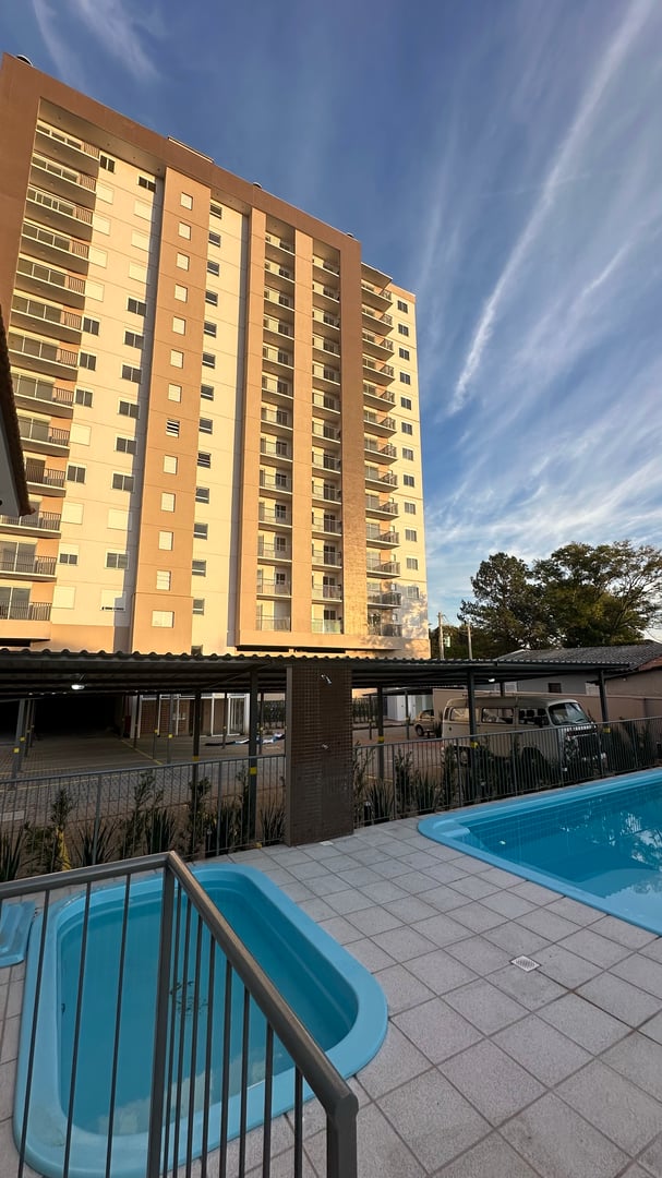 Apartamento no Edifício Urban com 1 dormitório e terraço