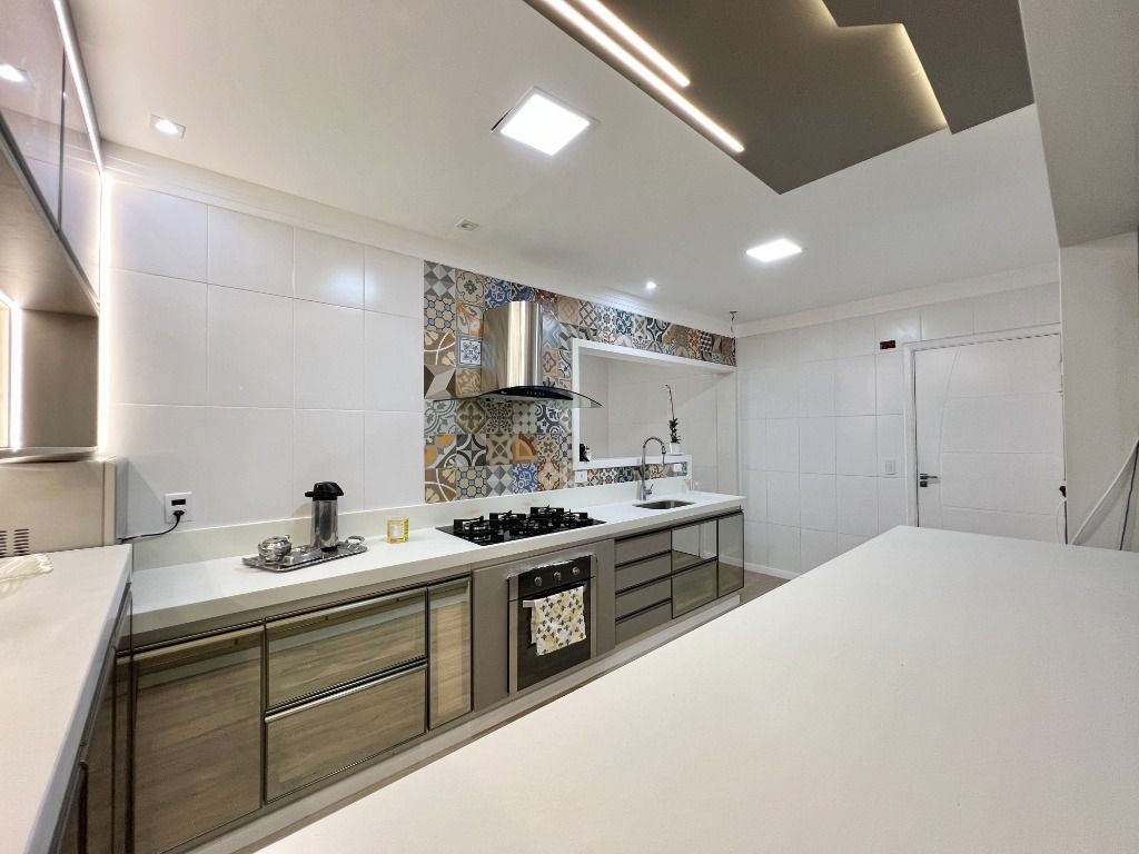 Apartamento em Praia Grande com 4 Dormitórioas Piscina na Cobertura Vila Guilhermina — foto 10