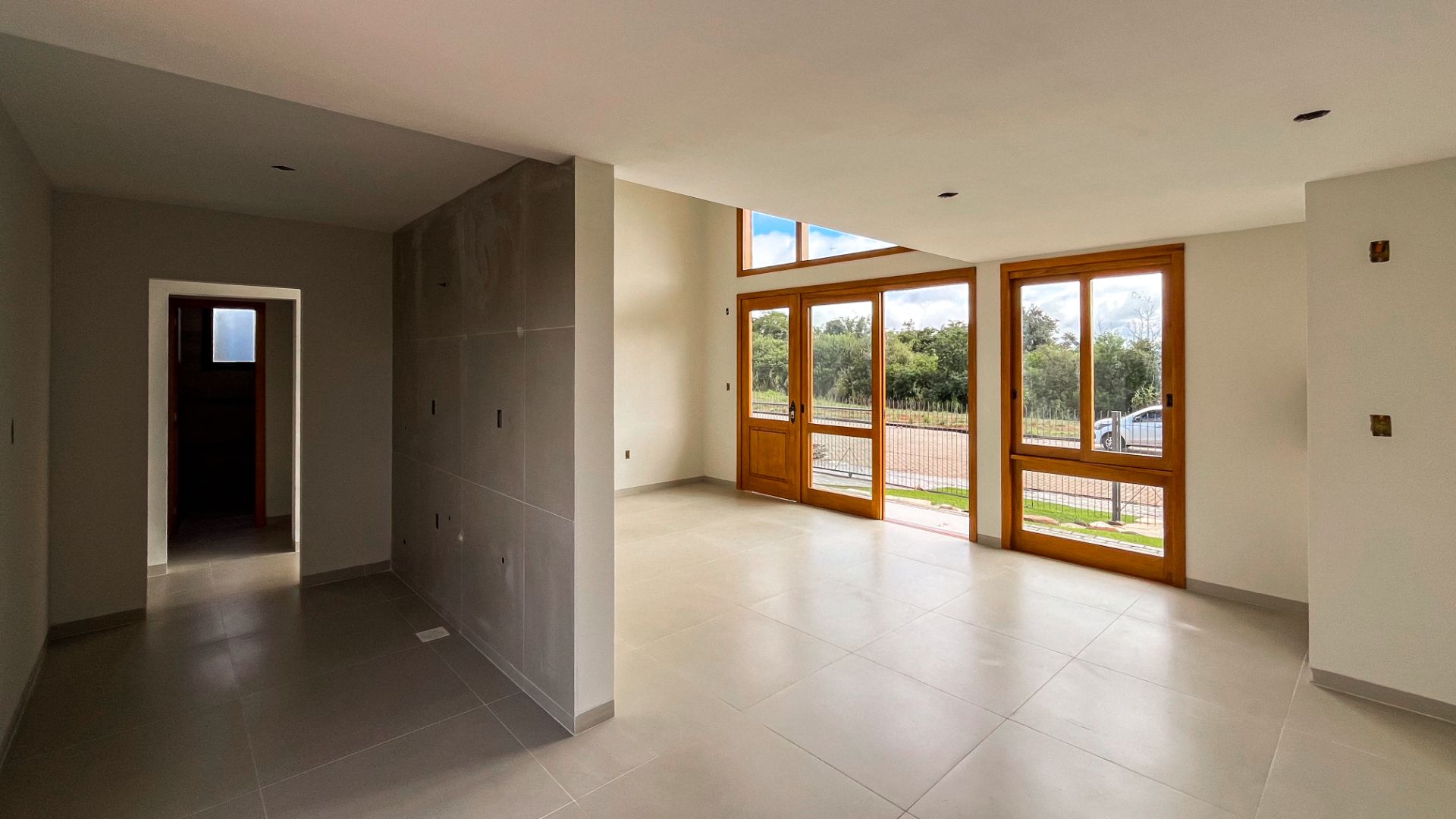 Casa no Jardim das Flores com 3 dormitórios,Suíte e Piscina. - Foto 7