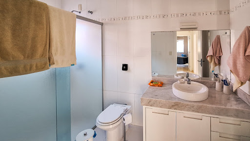 Casa no Santo Inácio com 3 dormitórios e pátio com piscina - Foto 24