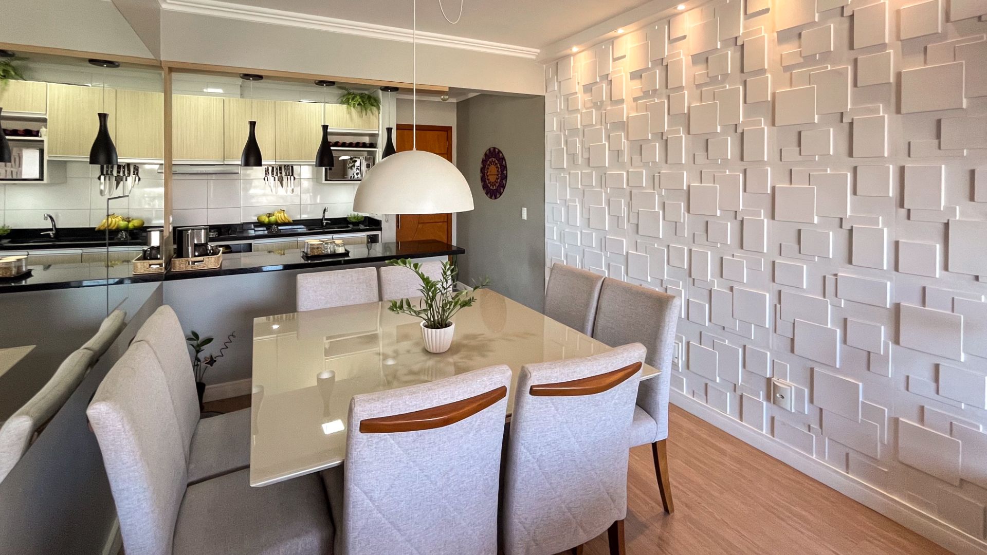 Apartamento na Avenida com 2 dormitórios - Foto 3