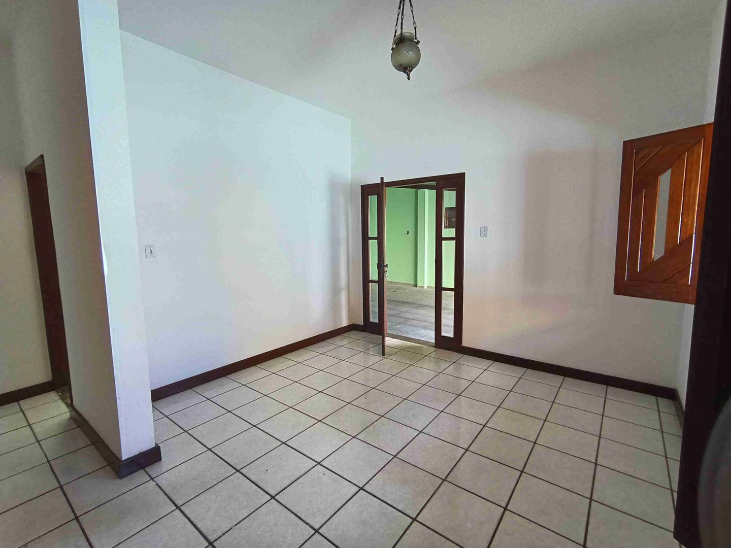 Casa de 4 quartos para locação - Região Central - Foto 7