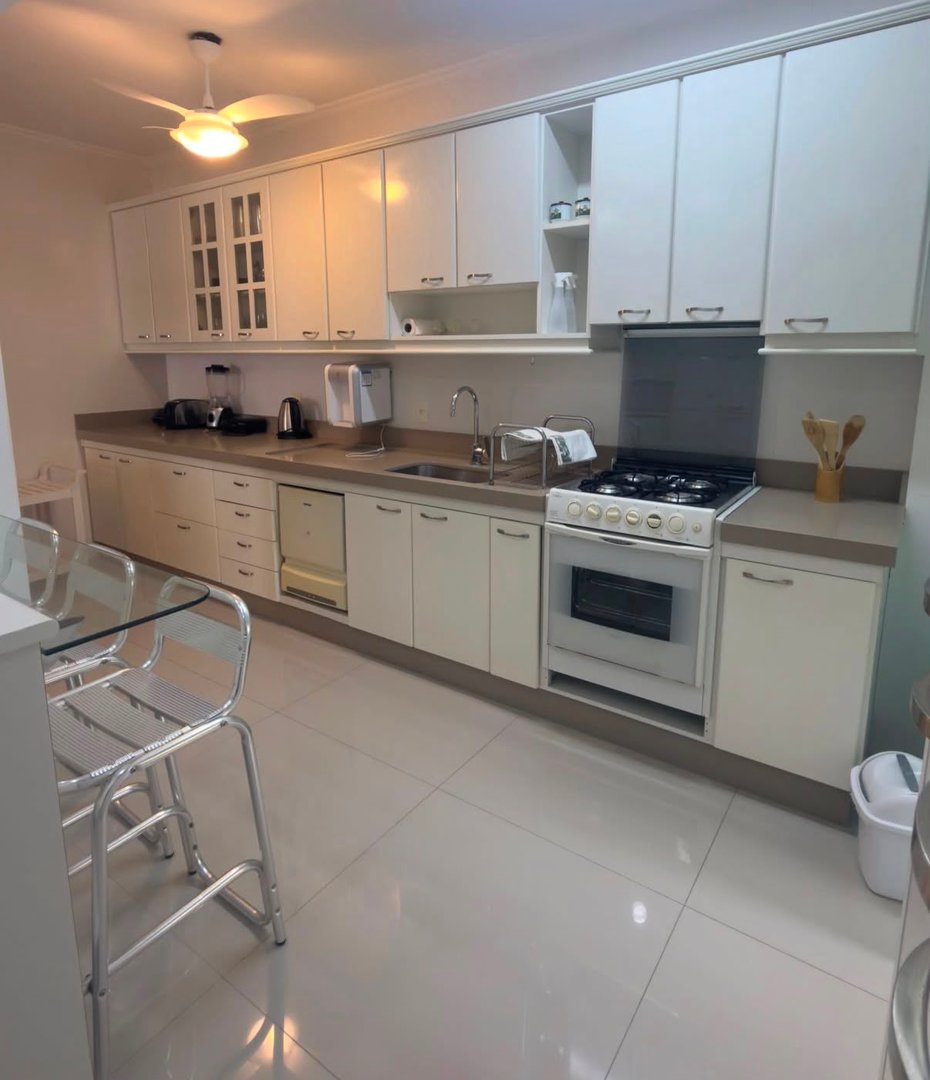 Apartamento Frente Mar Mobiliado e Decorado á venda em Itapema  — foto 3