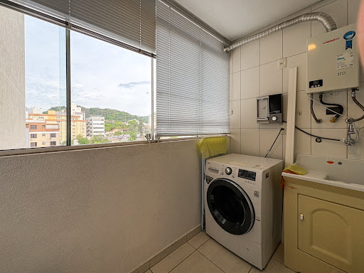 Apartamento no Centro com 3 dormitórios e  2 vagas - Foto 16