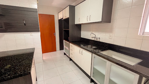Apartamento Residencial Flamboyant com 3 dormitórios e suíte - Foto 8