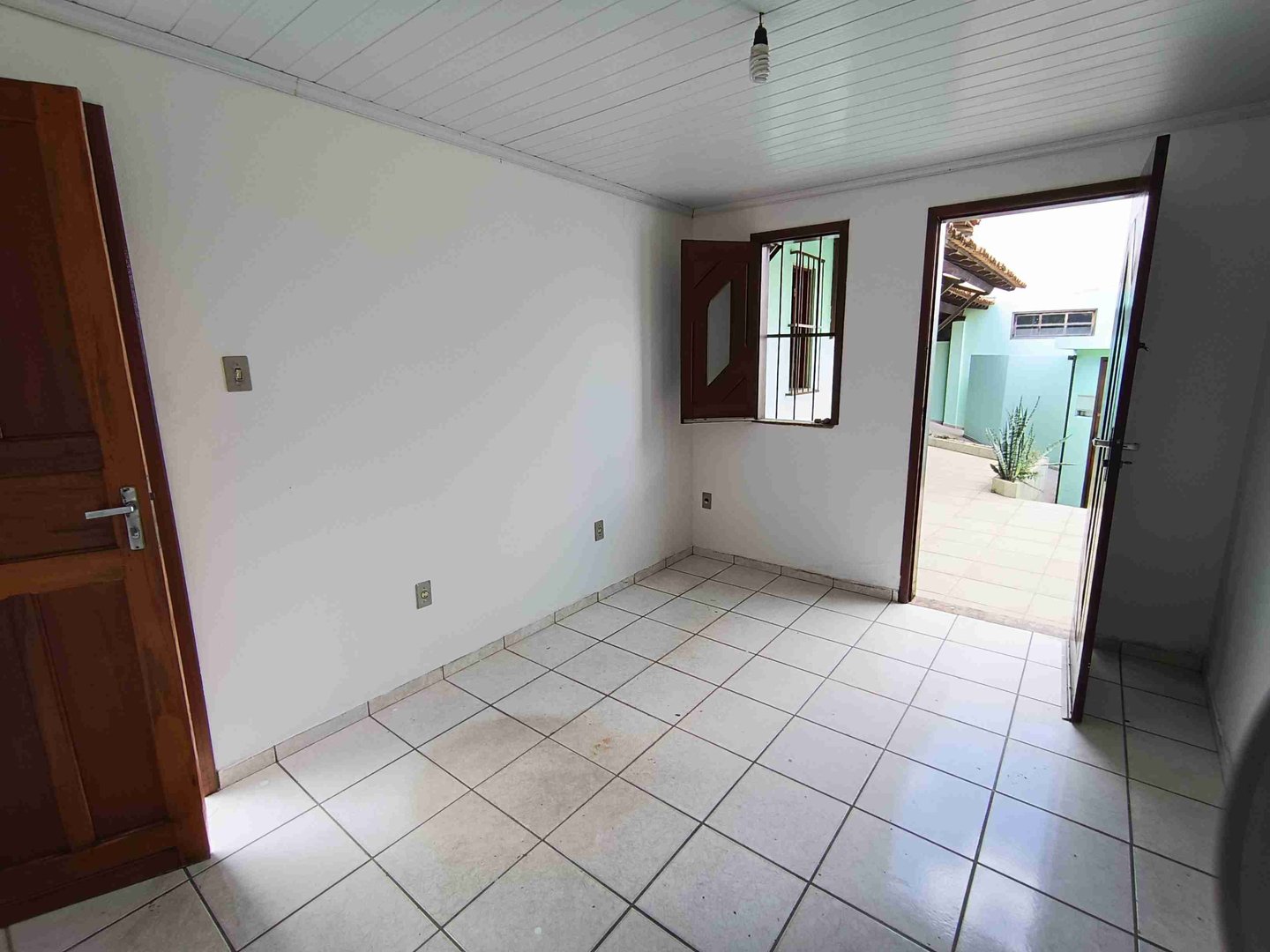 Casa de 4 quartos para locação - Região Central - Foto 17