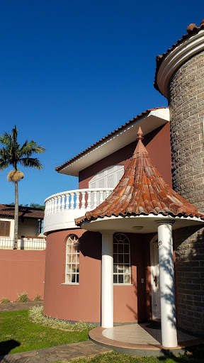 Casa no Universitário com 4 dormitórios e amplo pátio - Foto 35