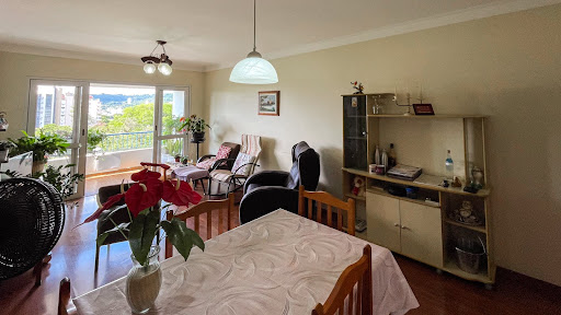 Apartamento no Centro com 2 dormitórios e 1 suíte - Foto 3