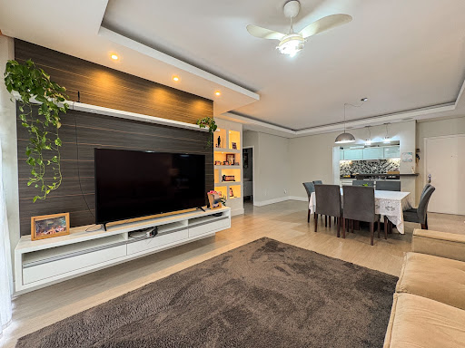 Apartamento com 2 dormitórios no Centro