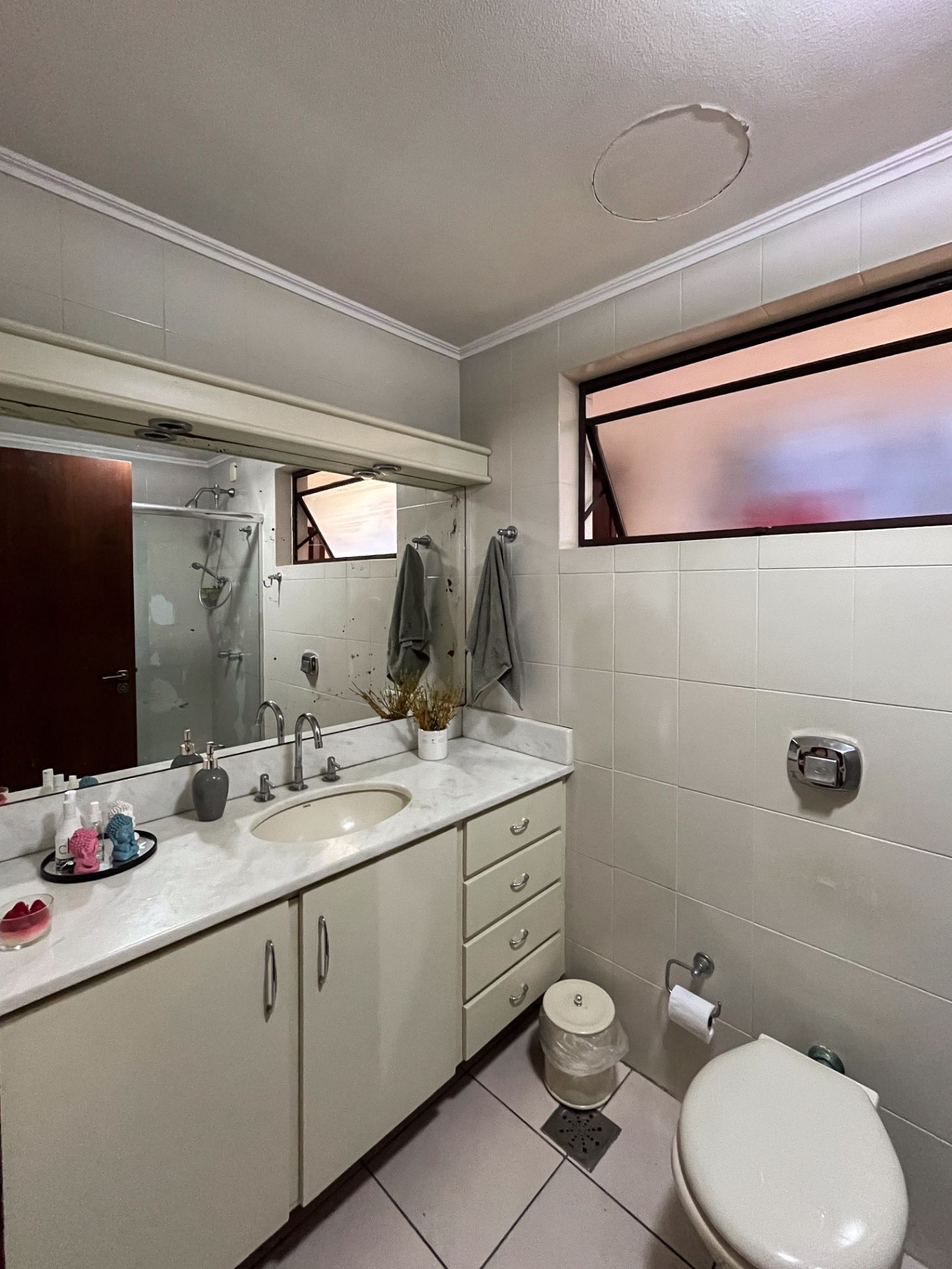 Apartamento no Edifício Bavária com 3 dormitórios e Suíte - Foto 15