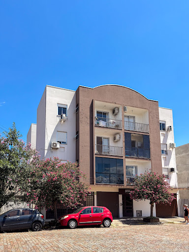 Apartamento no Centro com 2 dormitórios e sacada - Foto 23