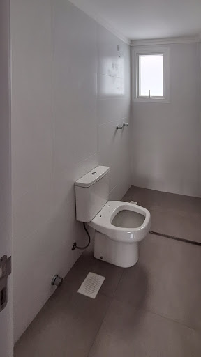 Apartamento no Centro com 2 dormitórios e sacada ampla - Foto 5