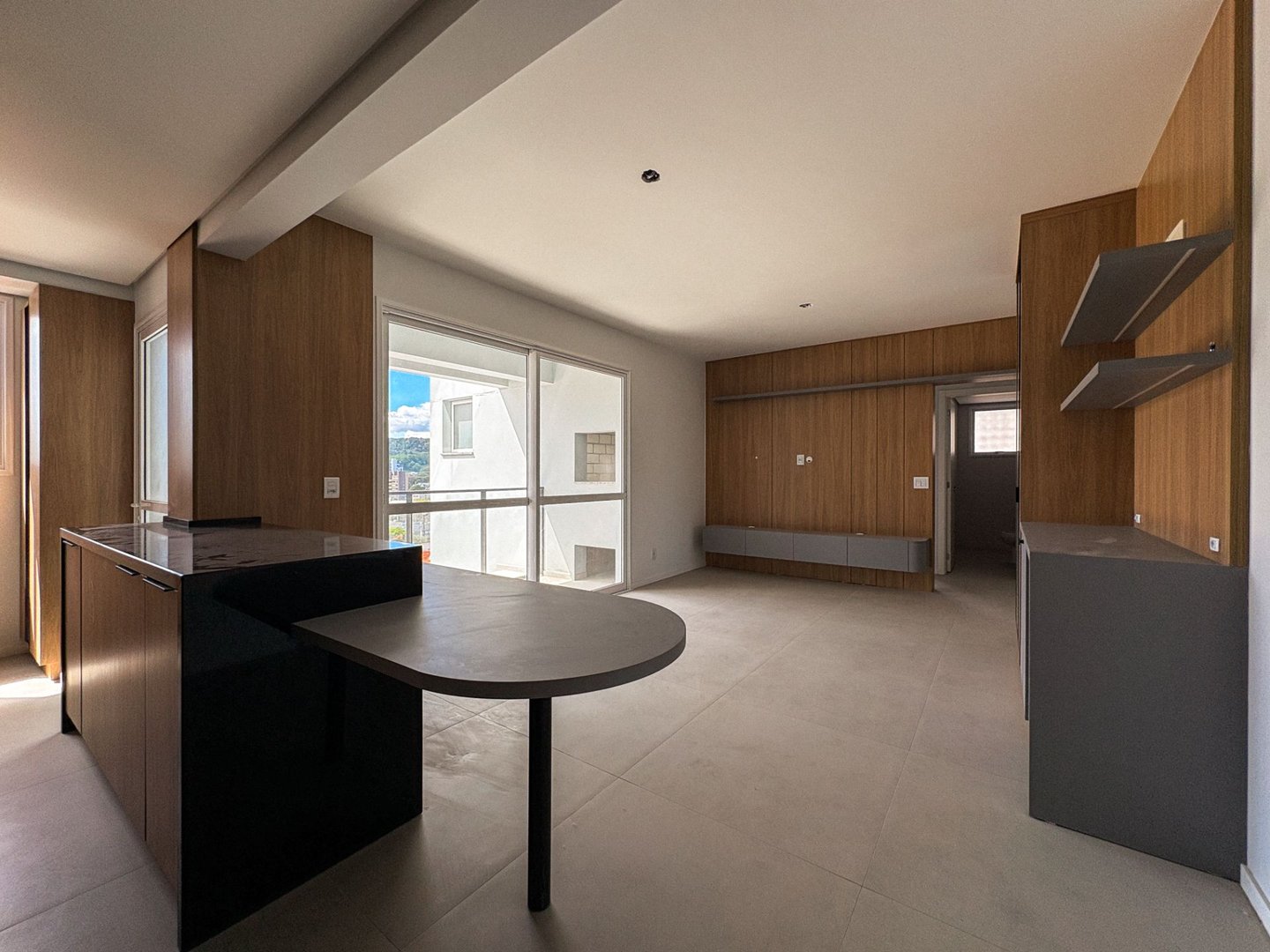 Apartamento no Edifício Residencial Gaudi com 2 dormitórios, sendo 1 suíte