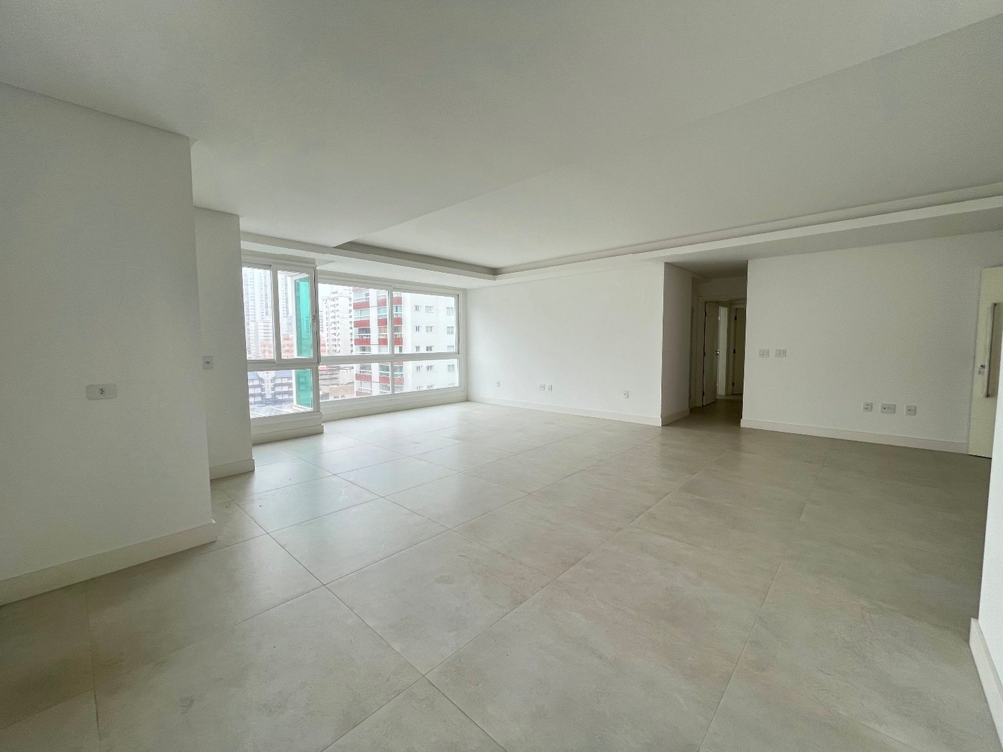 Apartamento no Edifício Camboas Residence à venda em Balneário Camboriú — foto 3