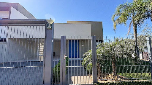 Casa no Jardim Europa com 3 dormitórios, Suíte e Piscina - Foto 23