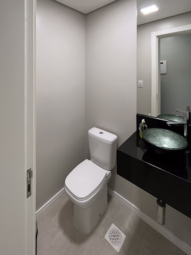 Apartamento no Santo Inácio com 3 dormitórios e área gourmet - Foto 17