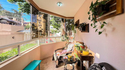 Apartamento no Edifício Flamboyant com 2 dormitórios