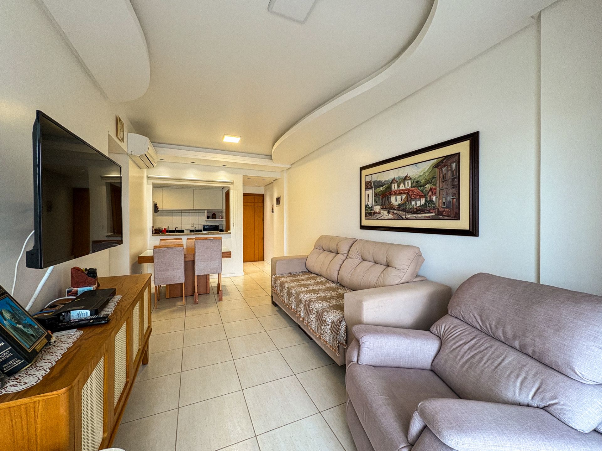 Apartamento no Centro com 3 dormitórios e  2 vagas - Foto 8