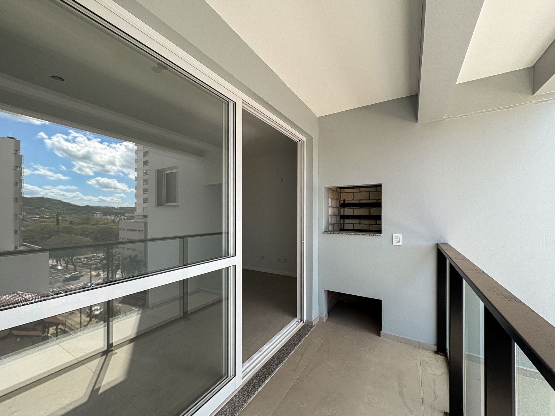 Apartamento no Edifício Gaudí com 2 dormitórios, 1 suíte - Foto 14