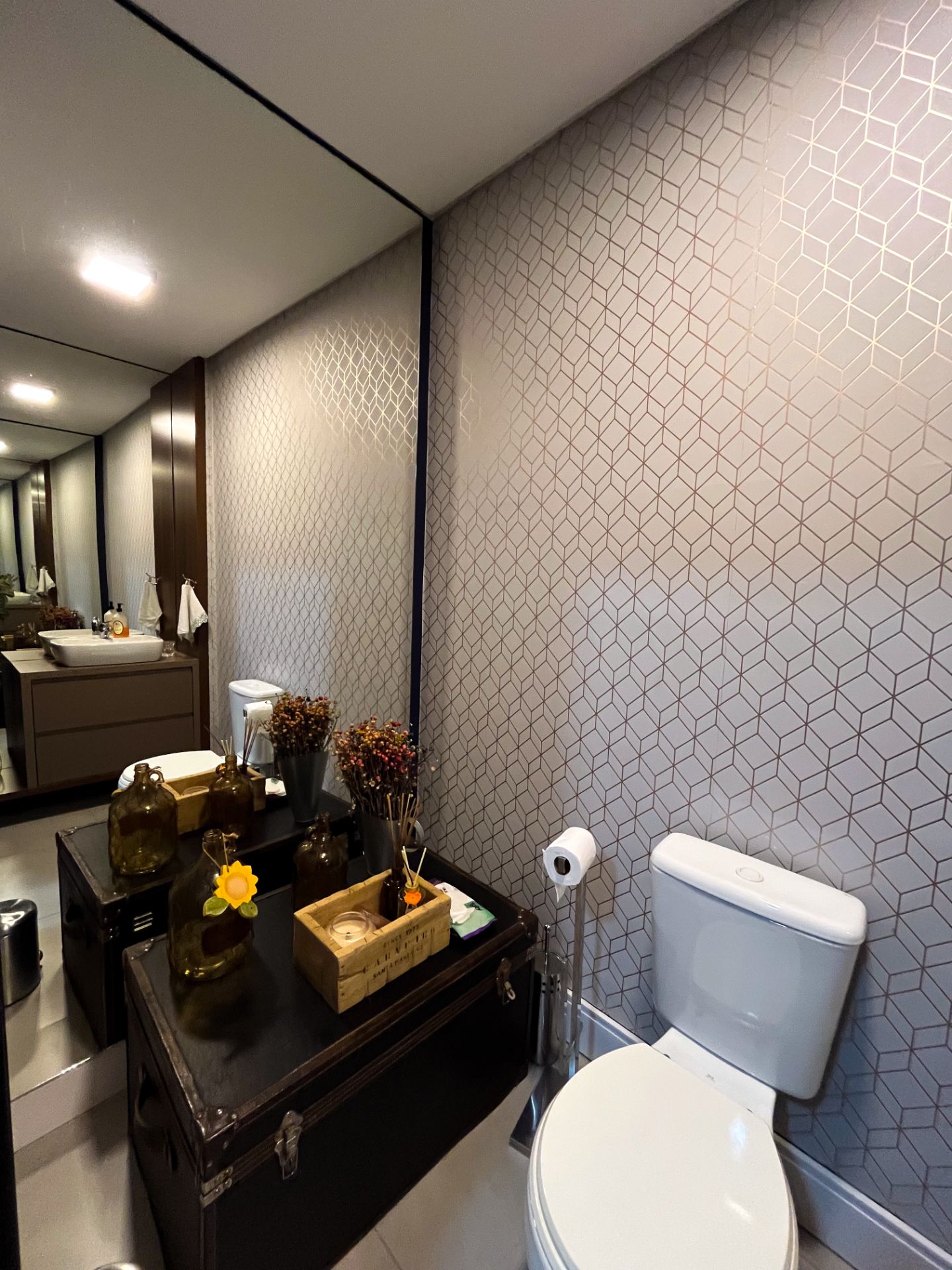 Apartamento no Centro com 3 dormitórios sendo 1 Suíte - Foto 16