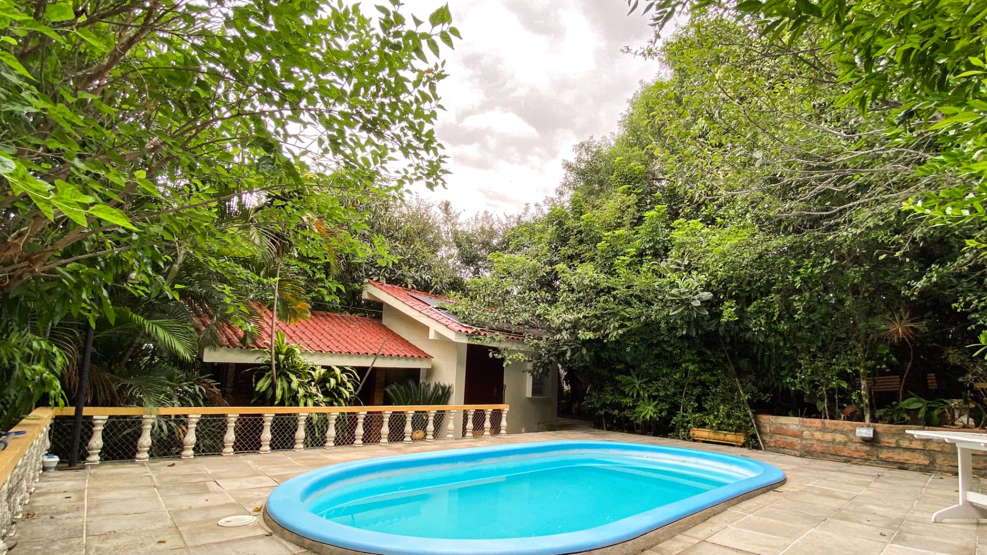 Casa na Independência com 3 dormitórios e piscina - Foto 35
