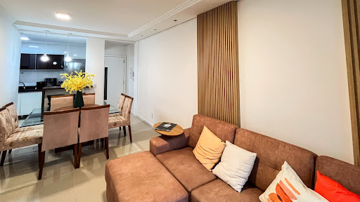 Apartamento no Luxor semimobiliado com 2 dormitórios e suíte - Foto 14